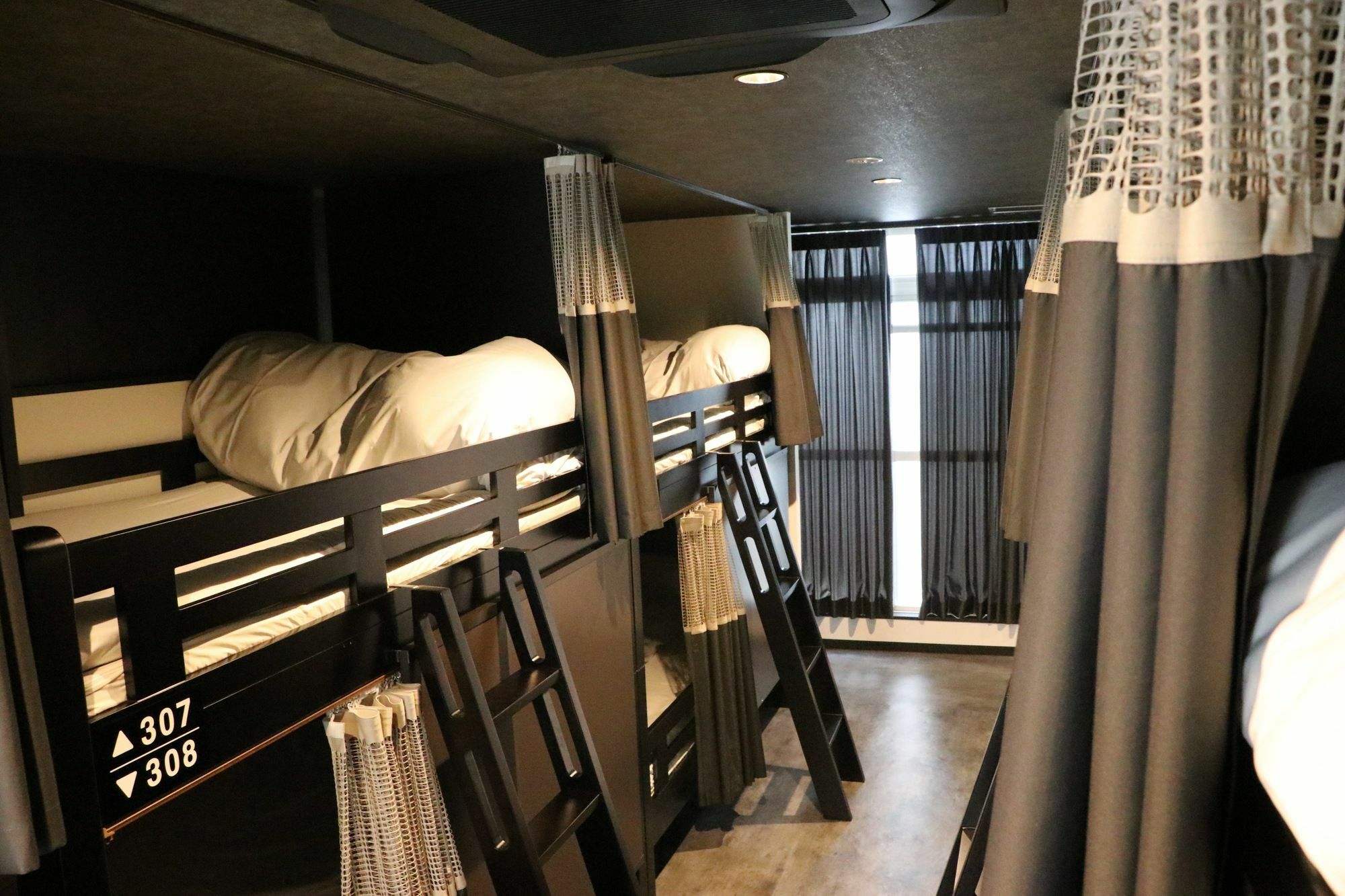Lore Hostel Dotonbori Osaka Zewnętrze zdjęcie