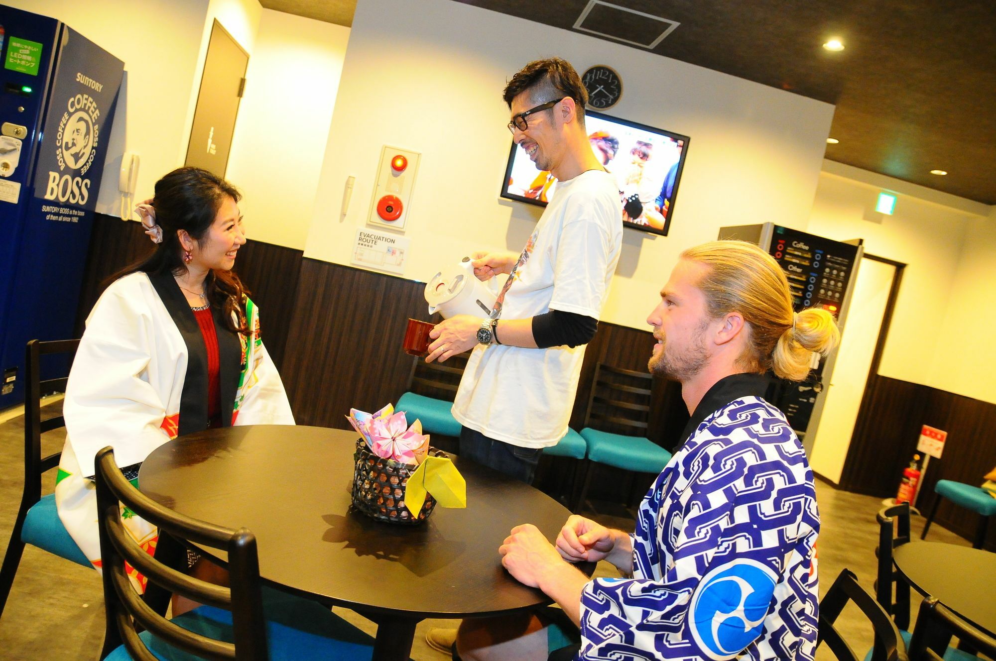 Lore Hostel Dotonbori Osaka Zewnętrze zdjęcie